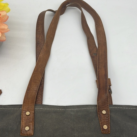 Mona B Stars and Stripes Canvas Leather Upcycled Large Tote Bag. TOT2868 - Picture 7 of 12